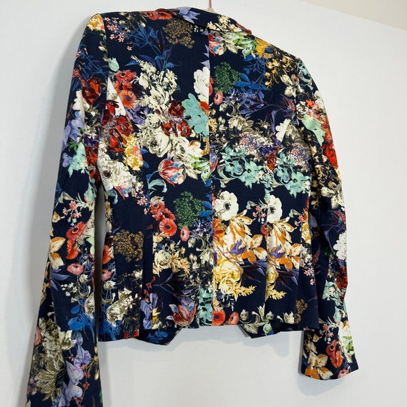 Jacket - Picture 3 of 3